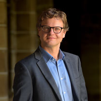 Dr.Gwilym Croucher